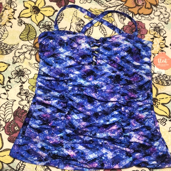 NWT Torrid Swimsuit Top